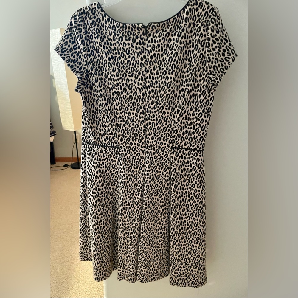 Dress - Picture 3 of 3